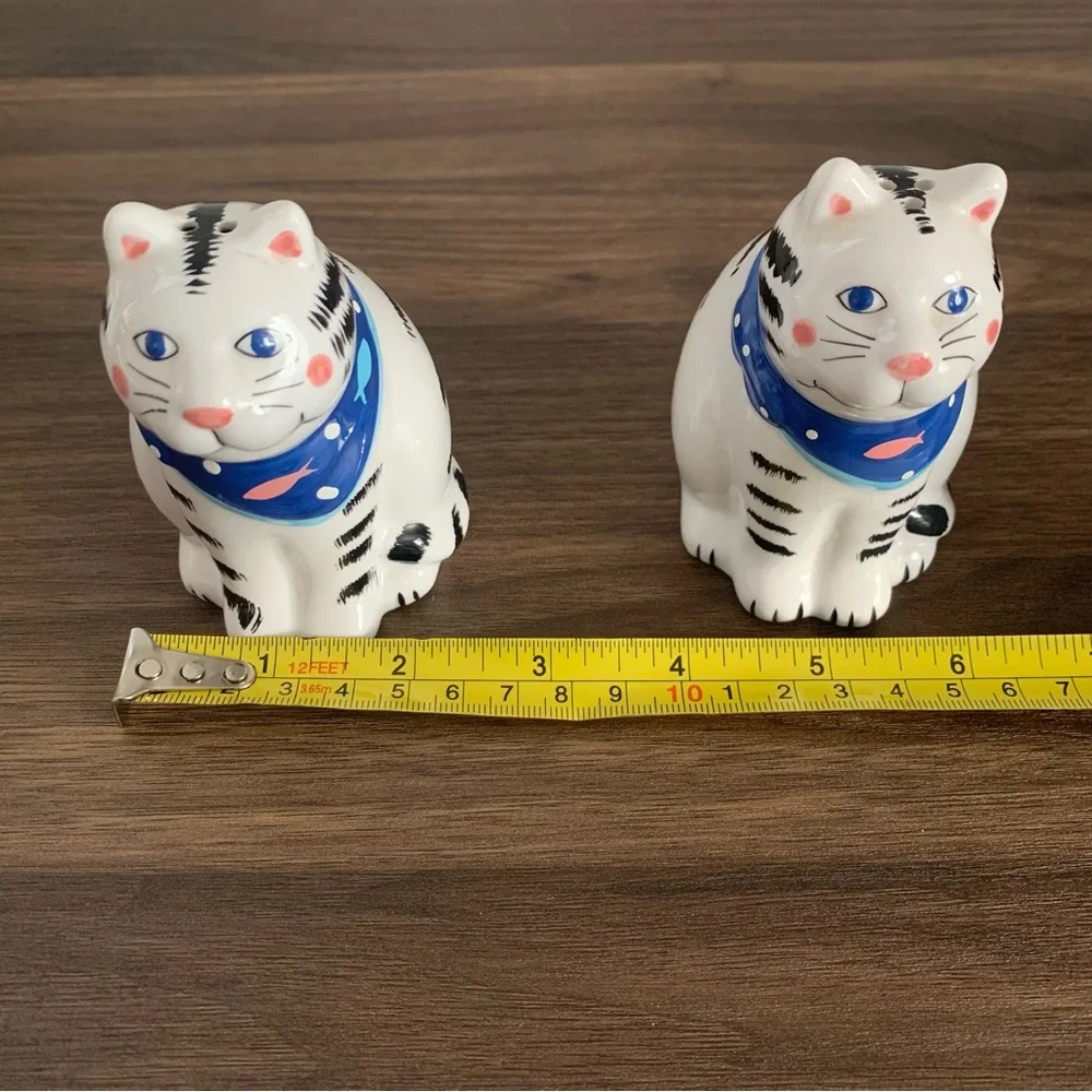 Coco Dowley White Black Cat Blue Bandana Cookie jar Salt & Pepper Shakers Set